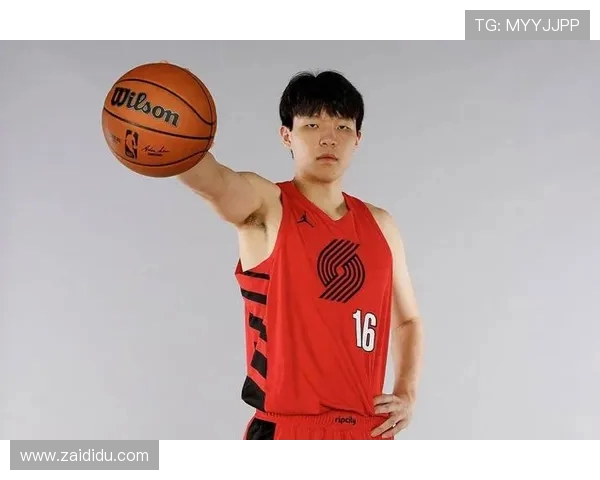 杨瀚森首秀展现篮下统治力但移动迟缓暴露适应提升空间 杨瀚森首秀展现篮下统治力但移动迟缓暴露适应提升空间