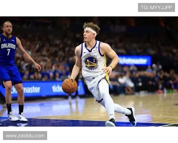 波杰姆斯基手感稳定高效砍下12分5篮板4助攻助勇士稳住局势